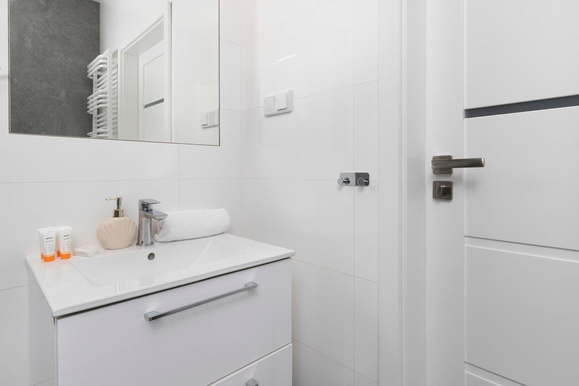 Apartament Z Widokiem Na Morze Obok Parku Millenium W Gdansku By Noclegi Renters Exterior foto